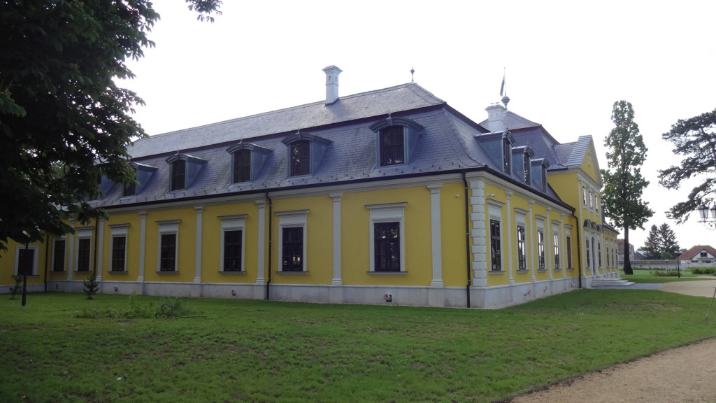 Mándoki kastély kívülről